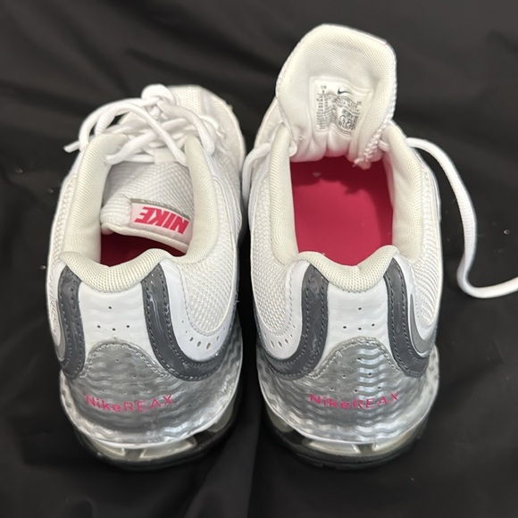 Women's Brand New Niki Tennis Shoe - Picture 3 of 5